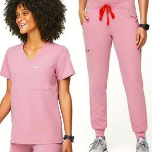 Figs Set Chalk Pink top and bottom (L)